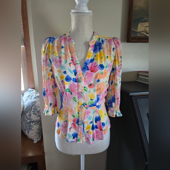 Zara Tops - Zara women's sz. XS floral watercolors blouse Puff Shoulder peplum top